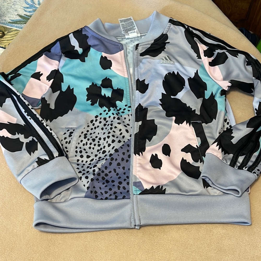 Used girls jacket size M(10/12)